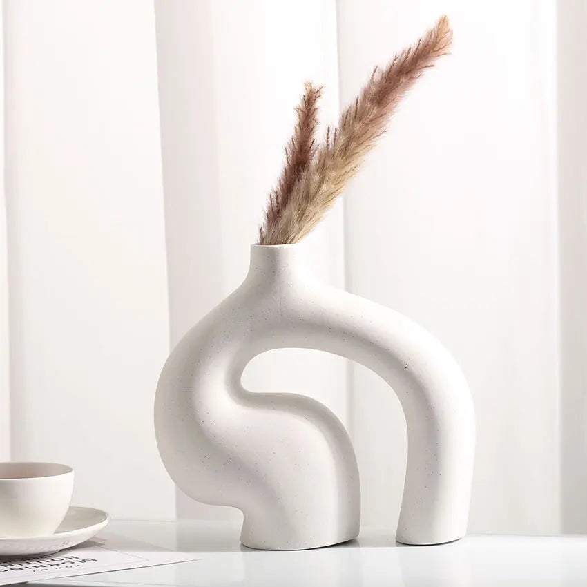 Abstract Hollow Ceramic Vase Decoration Accessories Office Desktop Room Decor Flower Vase for Decor